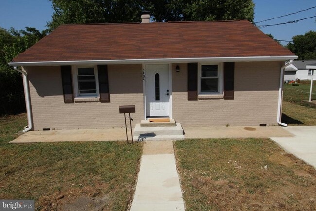 Building Photo - 3404 Elmwood Dr