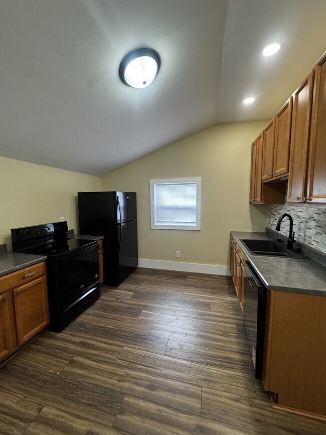 Foto del edificio - 904 S Bell St