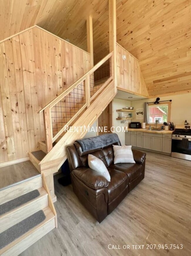 Foto del edificio - 8 Sand Beach Ln