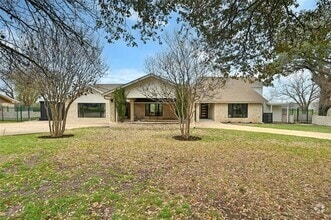 Building Photo - 5700 Penick Dr