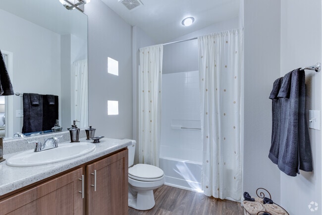 2 BR, 2 BA - 877 SF - La Serena at the Parque