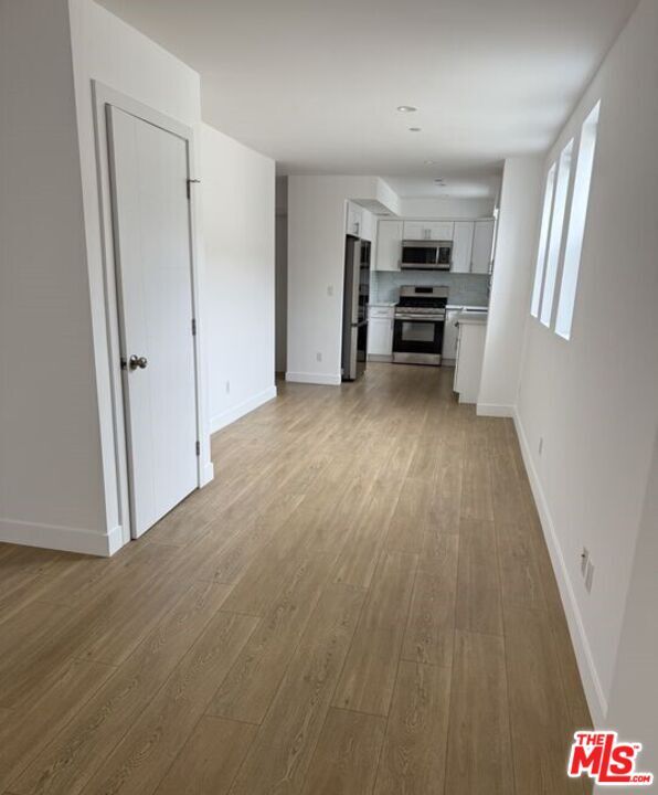 Foto del edificio - 227 N Park View St