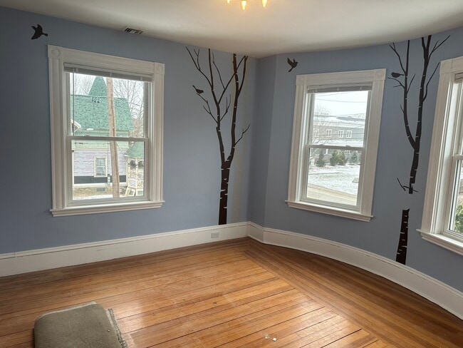 Second Bedroom - 4 Walnut St