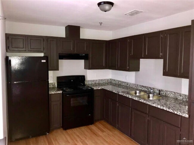 Foto del edificio - 1312 W Carmen Ave