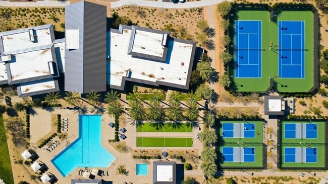 Foto del edificio - Turnkey 2BR + Flex Space in Ovation at Meridian | Resort-Style 55+ Living