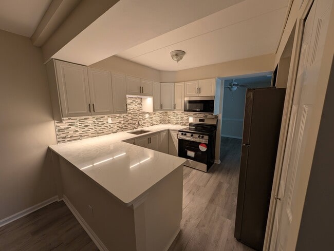 Brand new kitchen - 15 Sunbury Ct