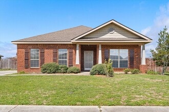 Building Photo - 9335 Pembrook Loop