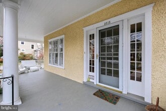 Building Photo - 3515 Bradley Ln