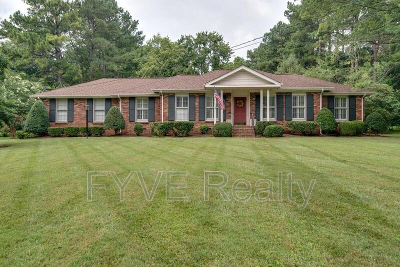 Primary Photo - 1505 Lipscomb Dr
