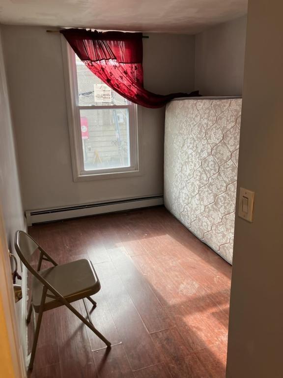 Foto del edificio - 1372 Zerega Ave