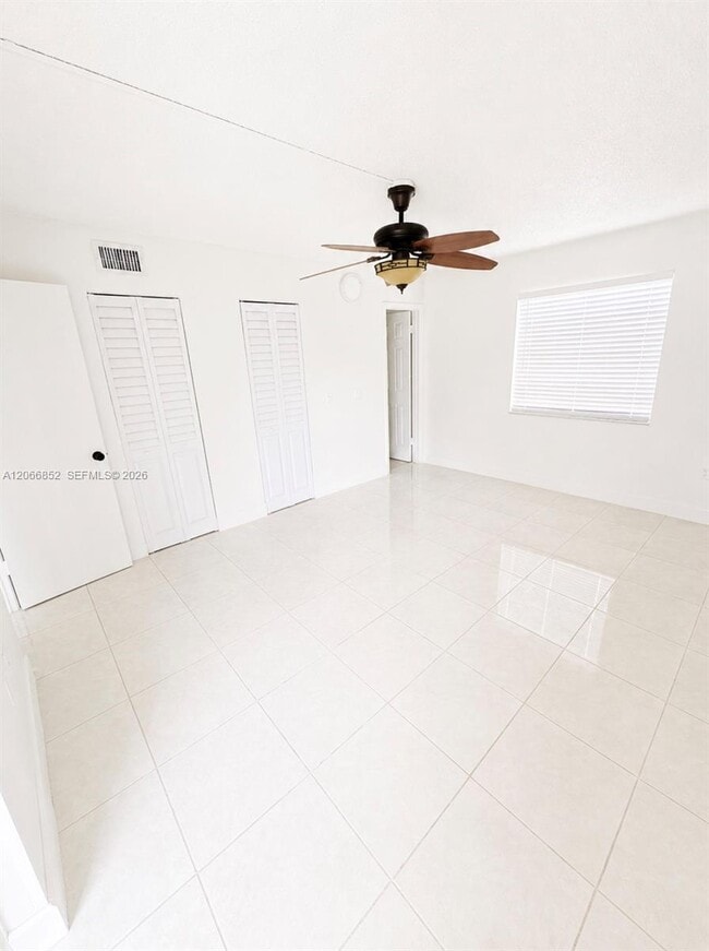 Building Photo - 8460 SW 154th Cir Ct