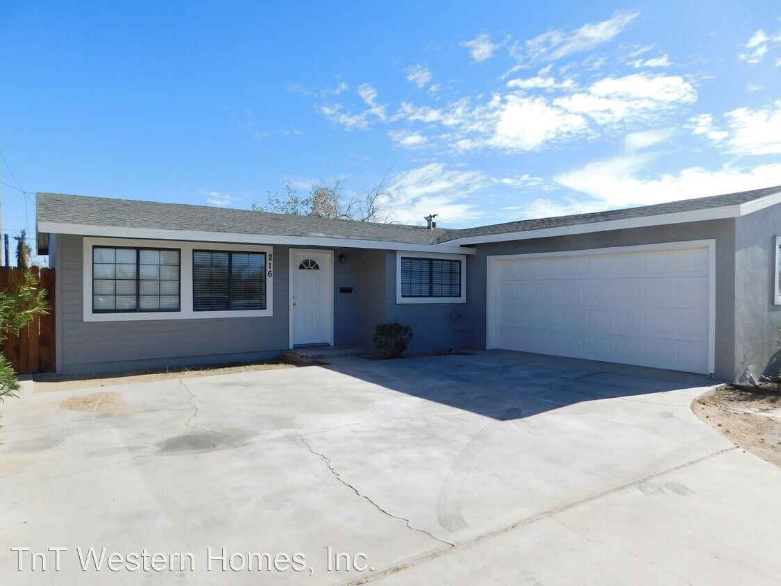 3 br, 2 bath House 216 N Norma St House Rental in Ridgecrest, CA