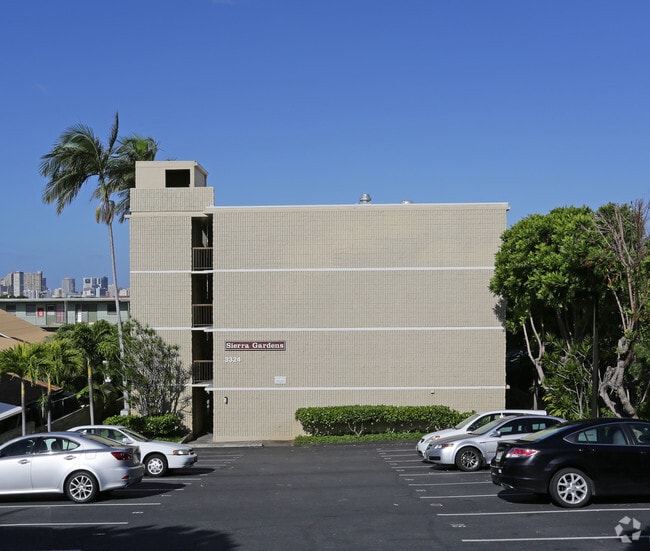 Building Photo - Sierra Gardens