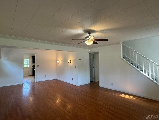 Building Photo - 14 Stiles Rd