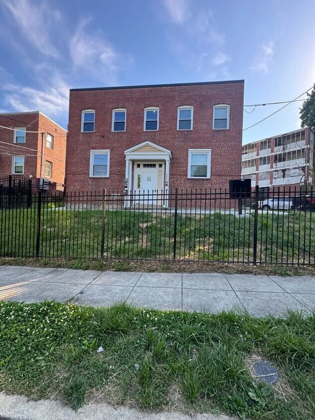 Foto del edificio - 3035 30th St SE