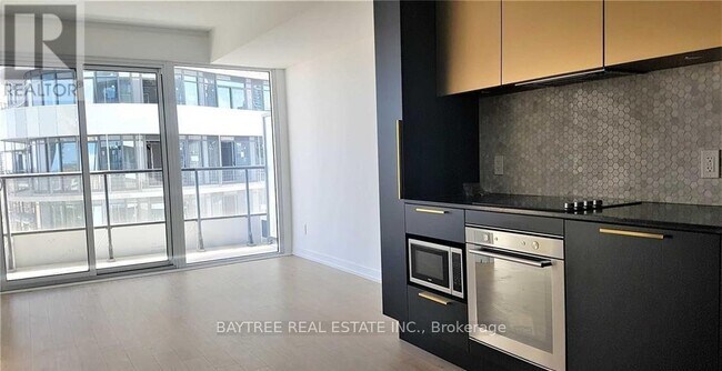 Photo du bâtiment - 85 Wood St