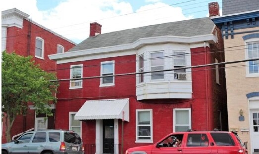 Primary Photo - 39 E Baltimore St