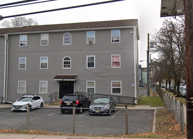 Building Photo - 94 16th Ave