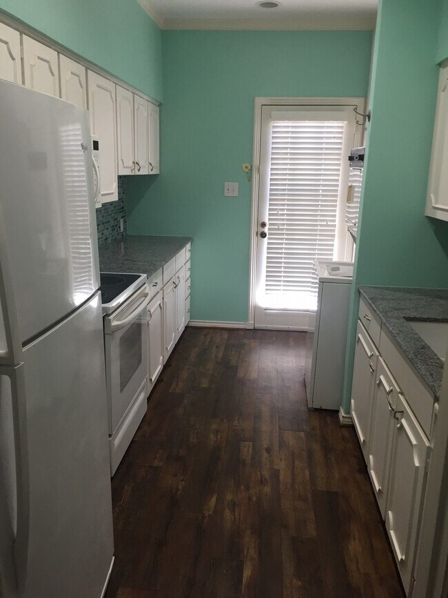 Building Photo - Royal Orleans Condo