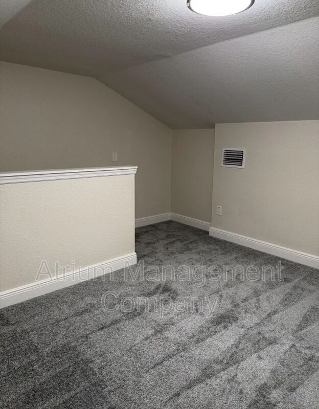 Building Photo - 5150 SE 103rd Ln