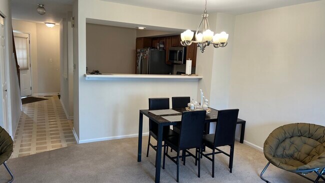 Foto del edificio - 1788 Grove Ave