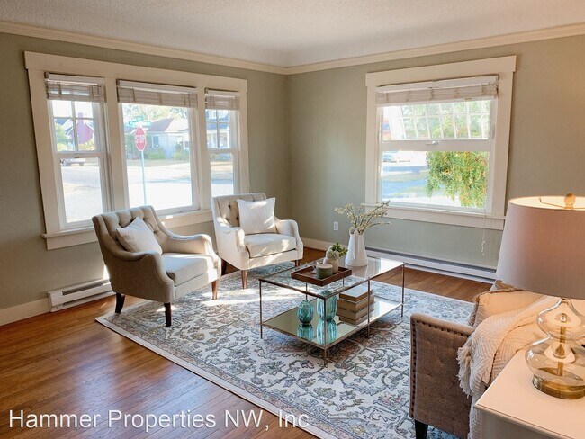 Foto del edificio - 3 br, 1 bath House - 2201 Washington Street
