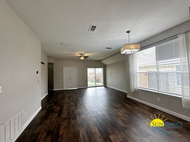Foto del edificio - Renovated 3 Bedroom Home in Fort Walton Beach!