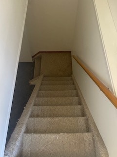 Building Photo - 594 Alverstone St