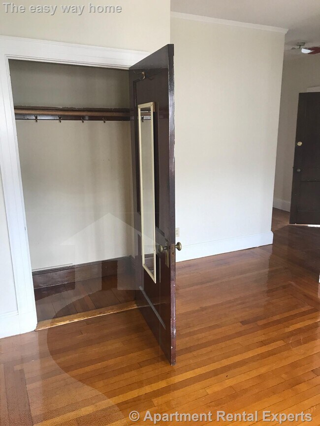 Foto del edificio - 163 Summer St