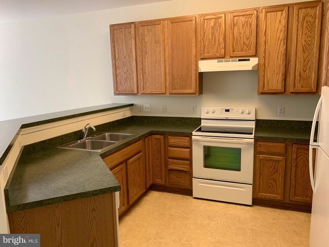 Building Photo - 603 Tubman Dr