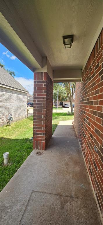 Foto del edificio - 19514 Swan Valley Dr