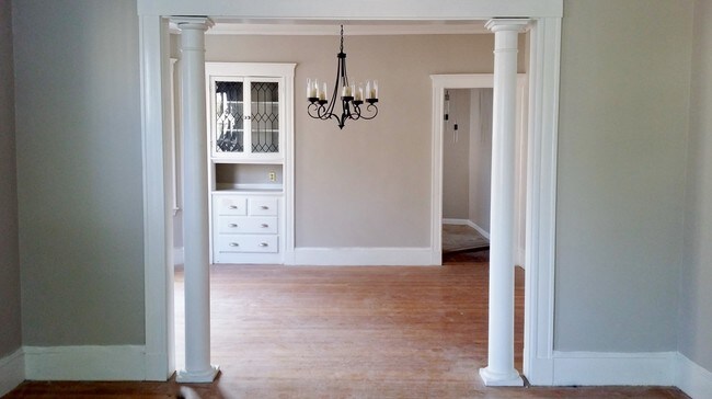 Open Living Room / Dining Room - 100 Greaton Rd