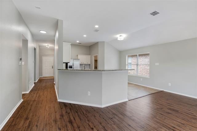 Foto del edificio - 10905 Fawn Valley Dr