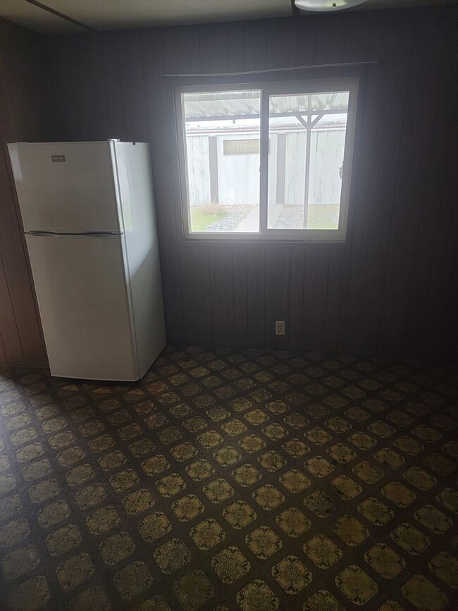 Foto del edificio - Small 2 bed MH