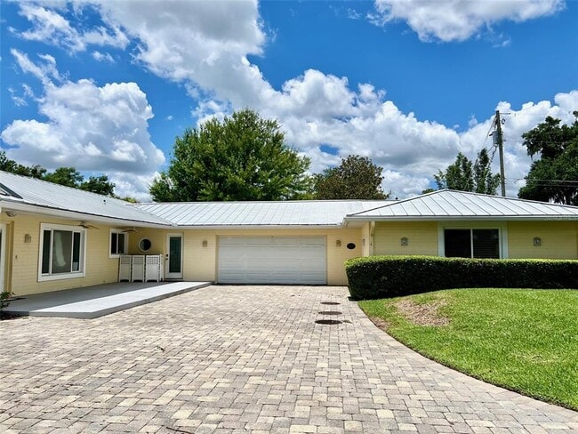 Building Photo - 145 Conrad Ct