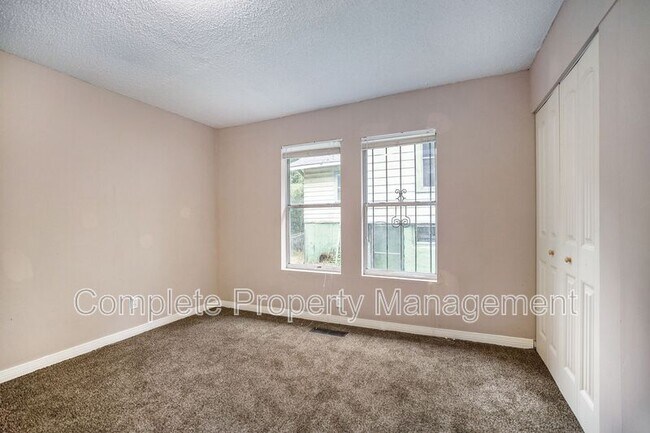 Foto del edificio - 4311 5th Ave