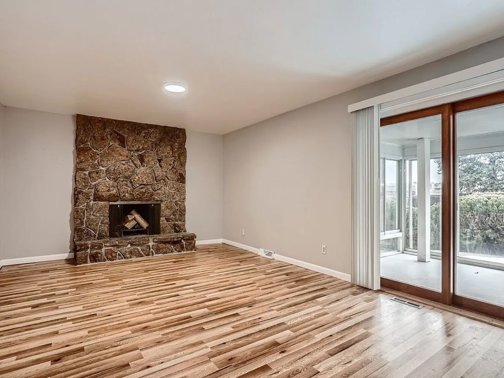Building Photo - 1407 Merlin Blf St
