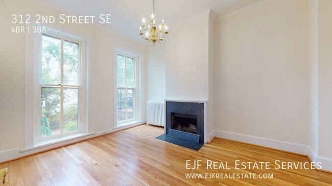 Foto del edificio - RENT CONTROLLED Four Bedroom In Historic C...