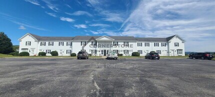 Building Photo - 6500 Carefree Ln