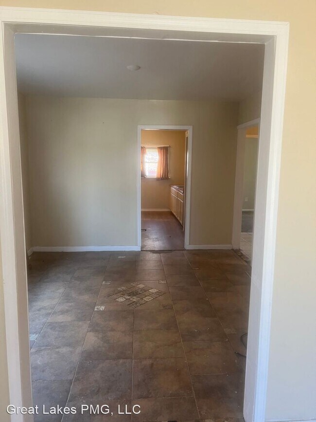 Building Photo - 3 br, 2.5 bath House - 16595 Ardmore