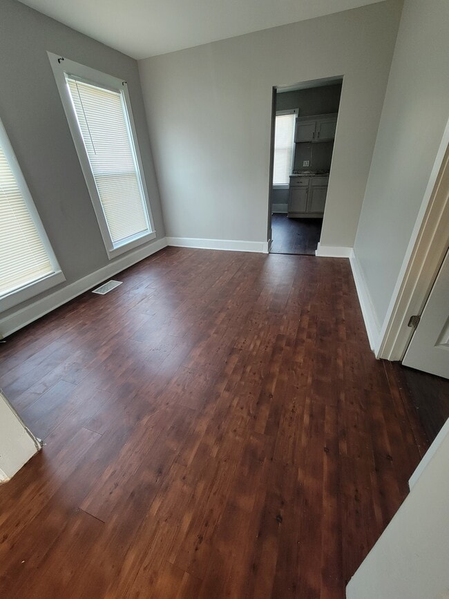 Foto del edificio - 1434 E Naomi St