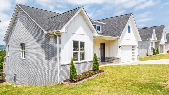 Building Photo - 79 Tournay Cir