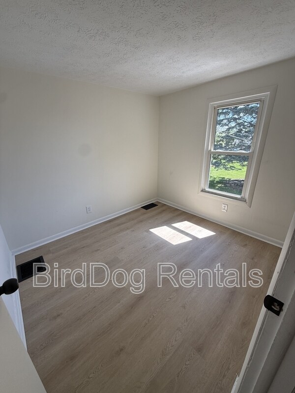 Foto del edificio - 103 Garden Heights Ave