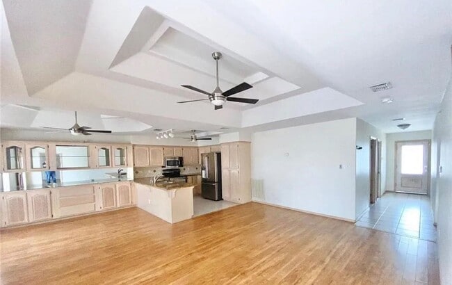 Foto del edificio - 610 Lake View Dr