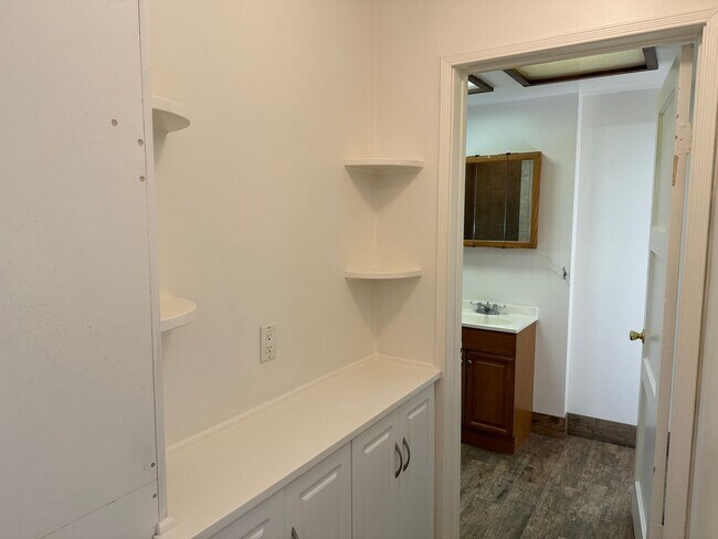 Foto del edificio - L0016 A &amp; B