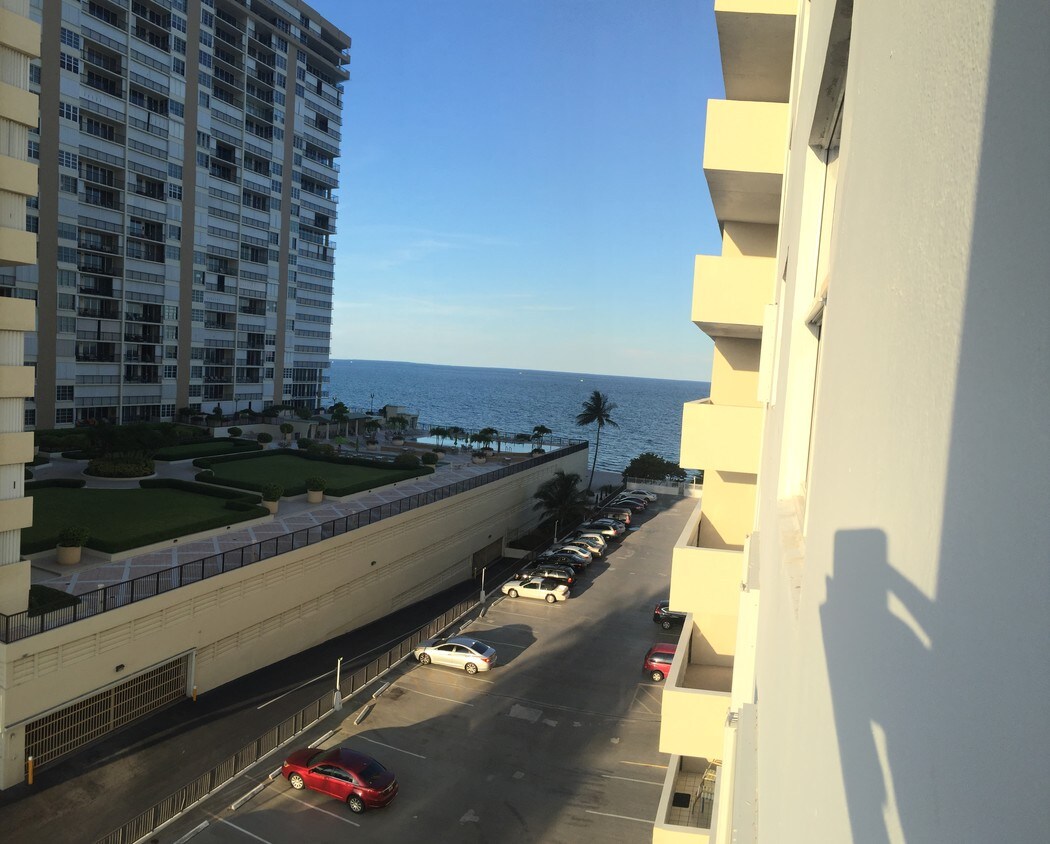 Balcony Looking E - 4250 Galt Ocean Dr