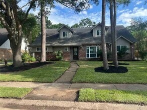 Building Photo - 10615 Piping Rock Ln