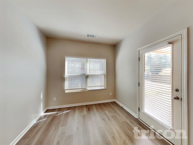 Building Photo - 23 Ponders Rd