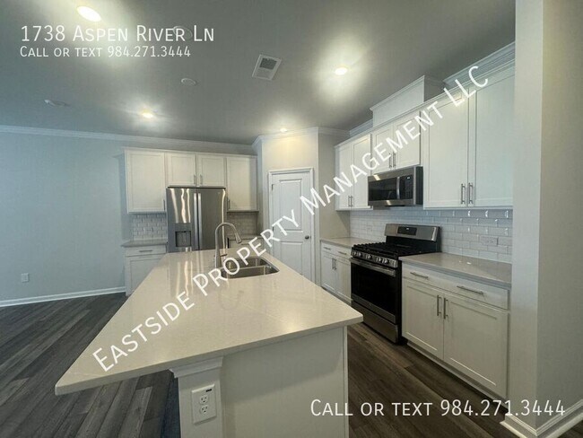 Building Photo - 1738 Aspen River Ln