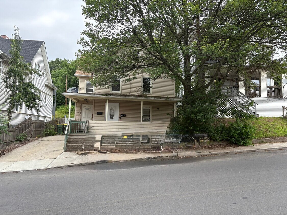 Foto principal - 77 Wolcott St
